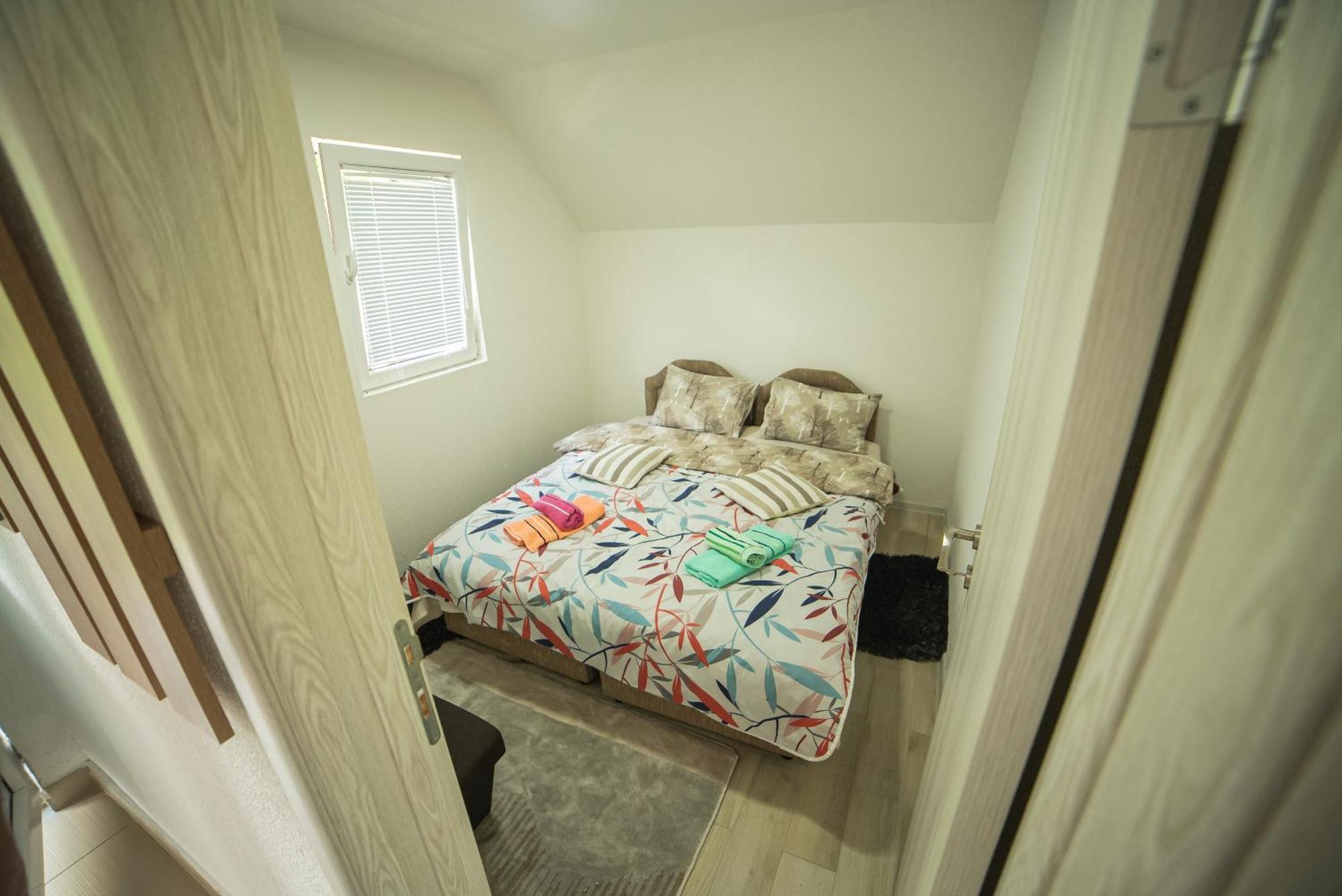 Guest House Višnja Žabljak Extérieur photo